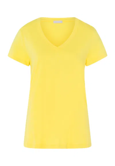 Hanro Sleep & Lounge Relaxed V-neck T-shirt In Limelight