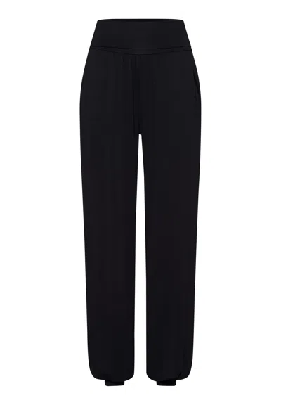 Hanro Yoga Soft Pants In Black