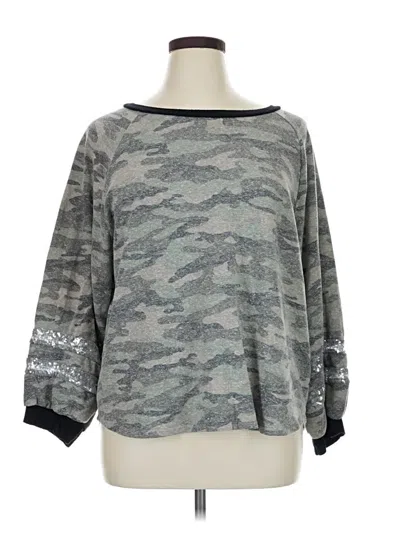 Pre-owned Haptics Pullover Sweater In Gray