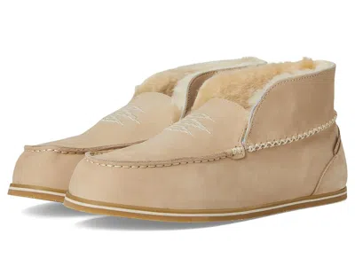 Hari Mari Alta In Sand