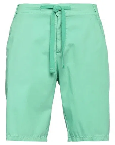 Harmont & Blaine Man Shorts & Bermuda Shorts Light Green Size 30 Cotton, Polyester, Elastane