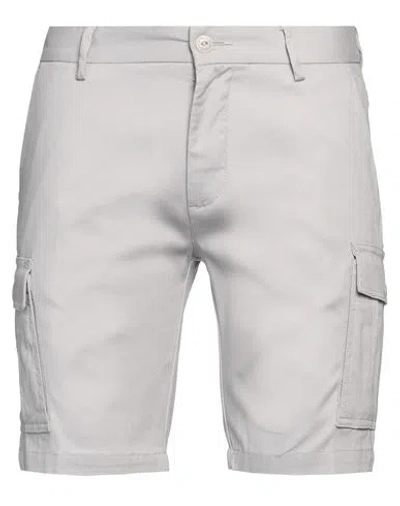 Harmont & Blaine Man Shorts & Bermuda Shorts Light Grey Size 34 Cotton, Elastane