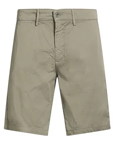 Harmont & Blaine Man Shorts & Bermuda Shorts Military Green Size 32 Cotton, Elastane