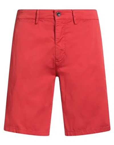 Harmont & Blaine Man Shorts & Bermuda Shorts Red Size 32 Cotton, Elastane