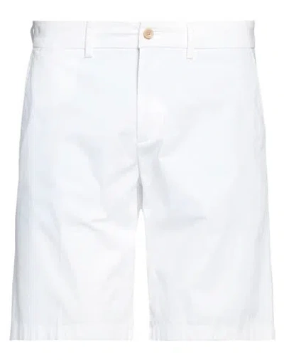 Harmont & Blaine Man Shorts & Bermuda Shorts White Size 32 Cotton, Elastane