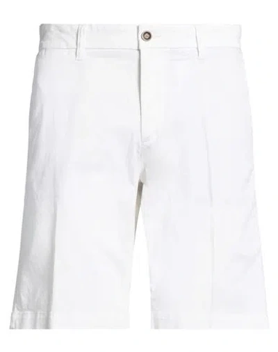 Harmont & Blaine Man Shorts & Bermuda Shorts White Size 40 Cotton, Rubber