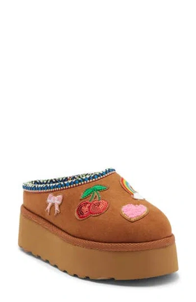 Harper Canyon Kids' Ellis Patch Platform Slipper In Brown