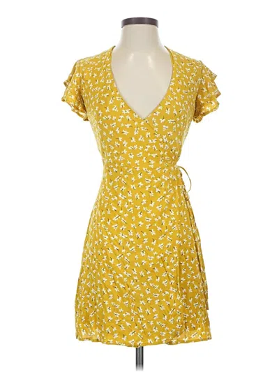 Pre-owned Harper Heritage Casual Dress In Yellow