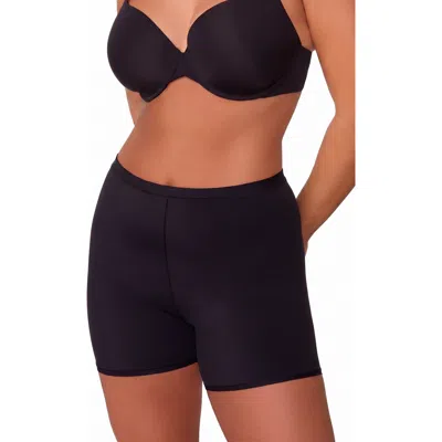 Harper Wilde Bliss Under Short In Black