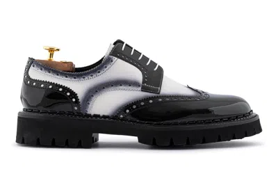 Harris Shoes 1913 Derby In Vernice E Pelle In Black