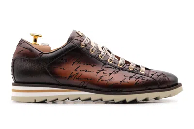 Harris Shoes 1913 Sneakers Dipinta A Mano Signature In Brown