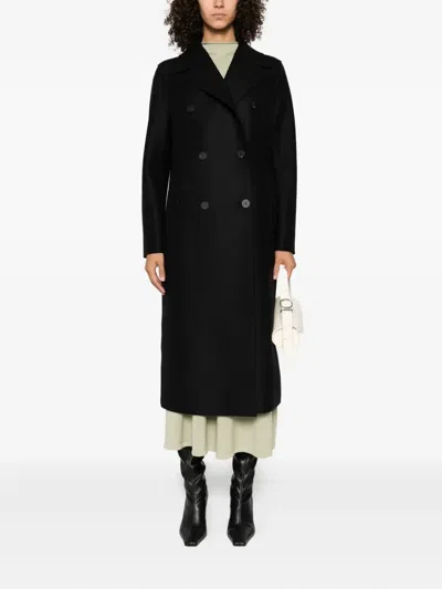 Harris Wharf London Double-breasted Wool Coat In Black