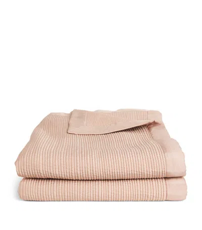 Harrods Of London Fitzroy Super King Bedspread In Pink