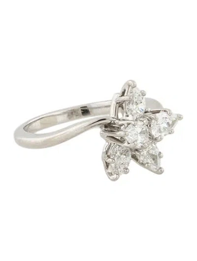 Pre-owned Harry Winston Platinum Cluster Diamond Ring In Multicolor