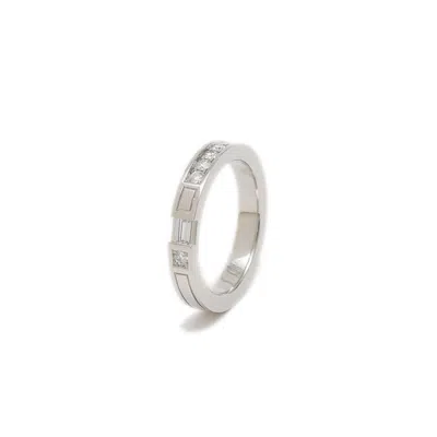 Pre-owned Harry Winston White Gold White Gold (18k) Band Ring ()