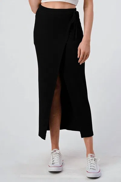 Hashttag Ruth Skirt In Black