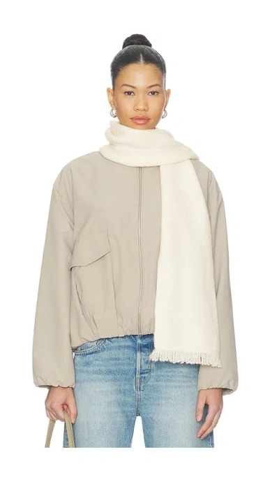 Hat Attack Toasty Stretch Scarf In Ivory