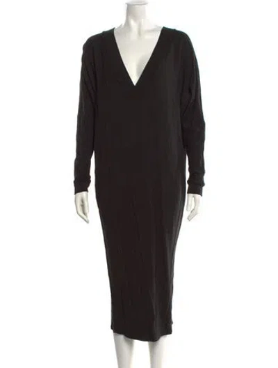 Pre-owned Hatch V-neck Midi Length Dress In Black