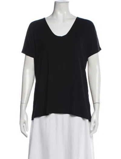Pre-owned Hatch V-neck Short Sleeve T-shirt In Black