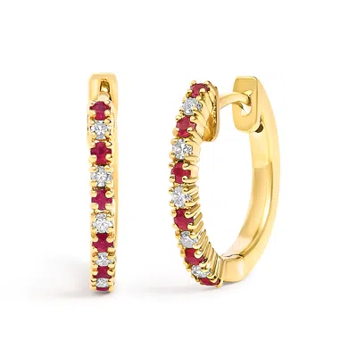 Haus Of Brilliance 10k Gold Alternating Diamond And Red Ruby Huggy Hoop Earrings In Yellow