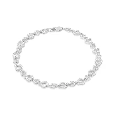 Haus Of Brilliance .925 Sterling Silver Prong Set Diamond Accent Alternating Heart Link Bracelet In White