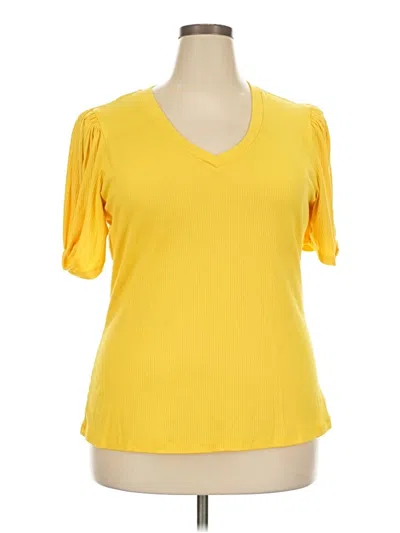 Pre-owned Haute Monde Short Sleeve T-shirt In Yellow
