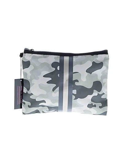 Pre-owned Haute Shore Makeup Bag In Gray
