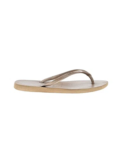 Pre-owned Havaianas Flip Flops In Gold