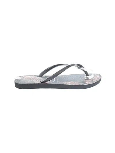 Pre-owned Havaianas Flip Flops In Gray