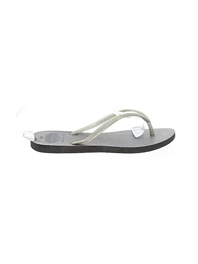 Pre-owned Havaianas Flip Flops In Gray