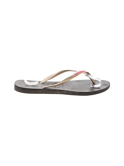 Pre-owned Havaianas Flip Flops In Gray