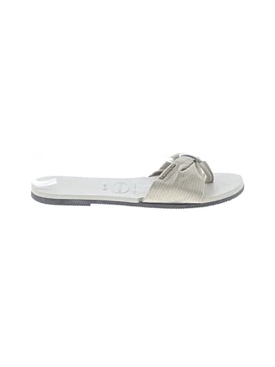 Pre-owned Havaianas Flip Flops In Ivory