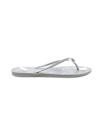 Pre-owned Havaianas Flip Flops In Silver
