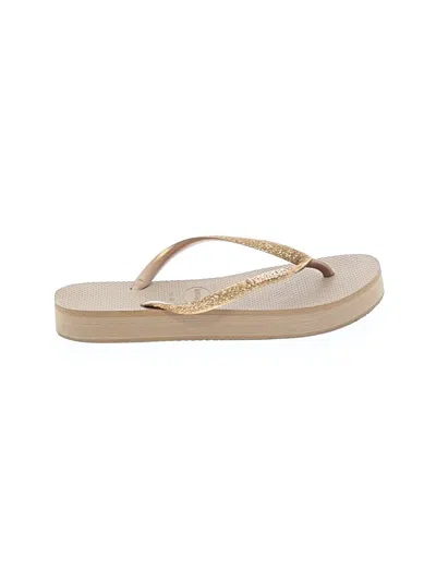 Pre-owned Havaianas Flip Flops In Tan