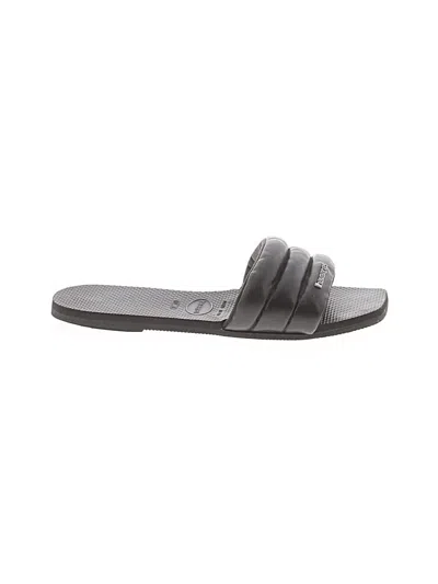 Pre-owned Havaianas Sandals In Gray