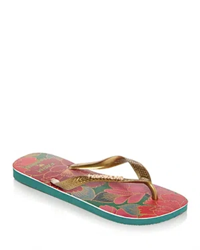 Havaianas X Farm Rio Parrot Floral Flip Flop In Pantanal Green