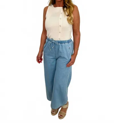 Hayden La Pocketful Of Possibilities High-rise Cotton Wide Leg Jeans In Light Wash Denim In Multi