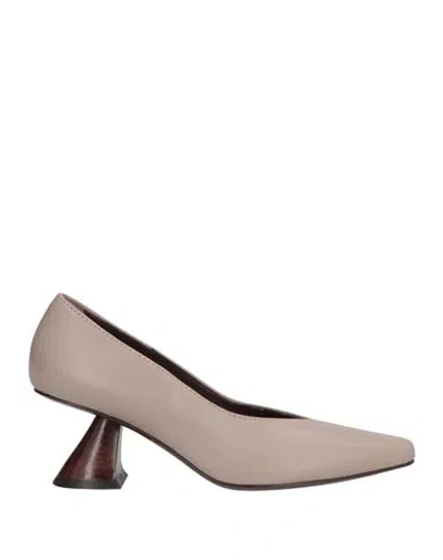 Hazy Woman Pumps Dove Grey Size 8 Leather