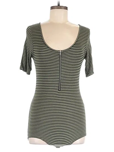 Pre-owned Heart & Hips Romper In Green