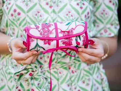 Heart Of Grace Women's Jewelry Roll Bag In Rose D' Iris In Multi
