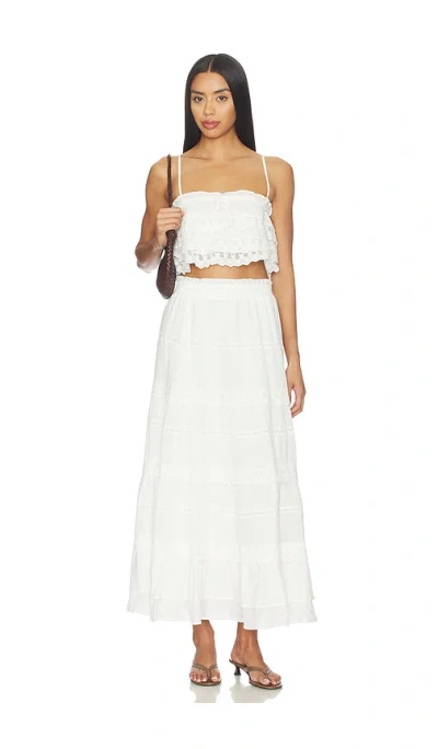 Heartloom Set Amata In White