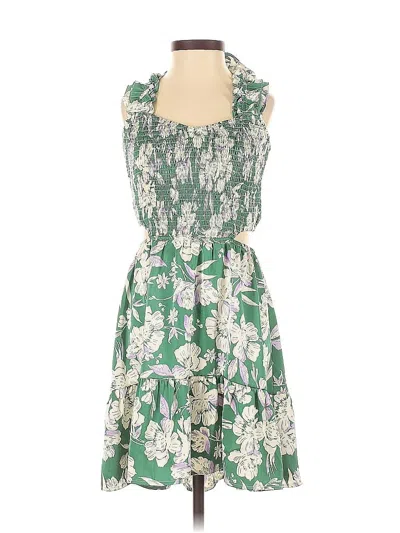 Pre-owned Heartloom Casual Dress In Green