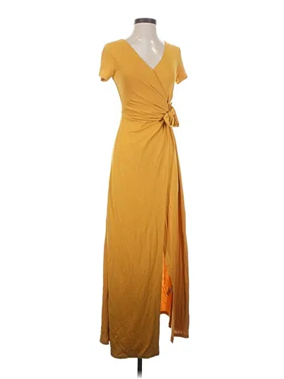 Pre-owned Heartloom Casual Dress In Yellow