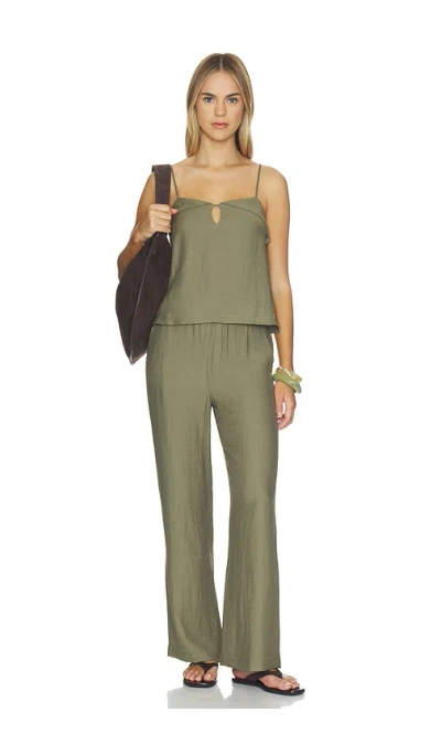 Heartloom Derby Set In Green