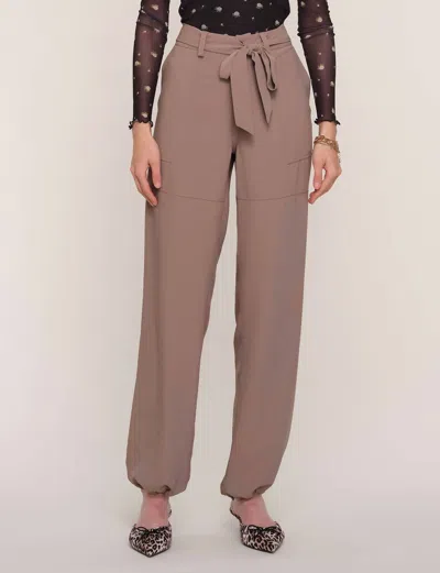 Heartloom Marsha Slim Pant In Birch In Brown