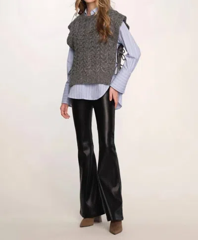 Heartloom Miel Vest In Tar In Multi