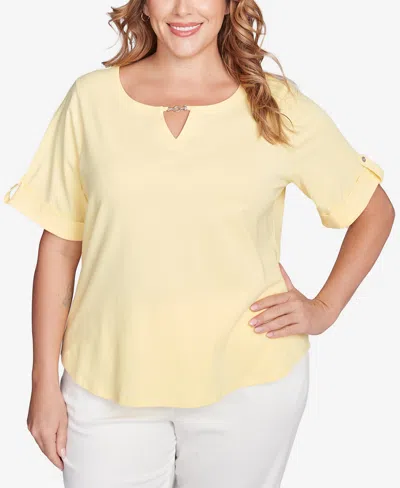 Hearts Of Palm Plus Size Making Waves Solid Short Sleeve Top In Canary