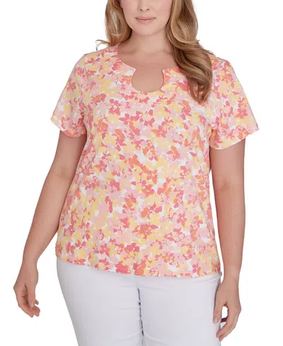 Hearts Of Palm Plus Size Printed Essentials Short Sleeve Top In Coral Multi