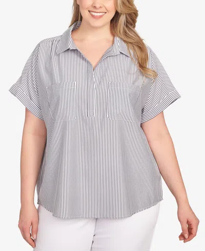 Hearts Of Palm Plus Size Stripe Pull Over Top In Black,white