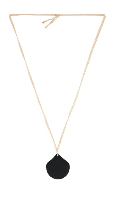 Heaven Mayhem Aster Necklace In Black